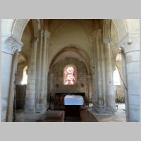 Photo Pierre Poschadel, Wikipedia, Transept, vue nord-sud.JPG